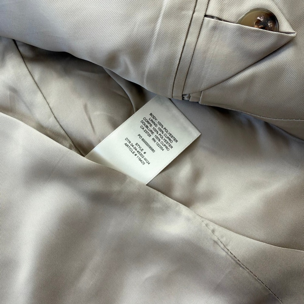 Aritzia Generation Blazer - Picture 4 of 6
